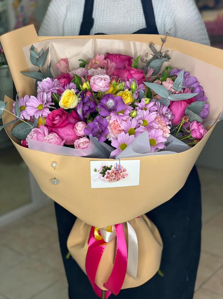 Букет цветов из: Хризантемы, Гвоздики и Альстромерии в Пречистое