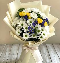 Букет цветов из:  Ирисы, Хризантемы и Розы #REPLACE_PRED# Пречистое