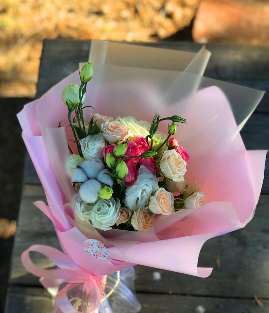 Букет цветов из: Розы и Лизиантусы в Пречистое