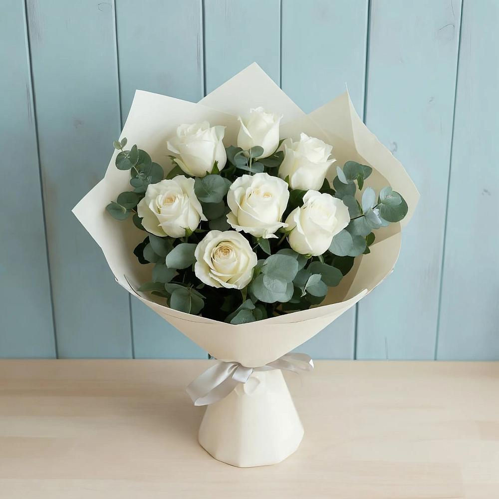 Букет Белые розы в Эвкалипте в Пречистое