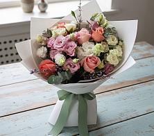 Букет цветов из:  Розы, Лизиантусы и Гвоздики в Пречистое