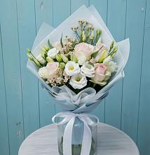 Букет цветов из:  Розы и Лизиантусы в Пречистое