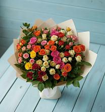 Букет Микс из разноцветных кустовых роз в Пречистое